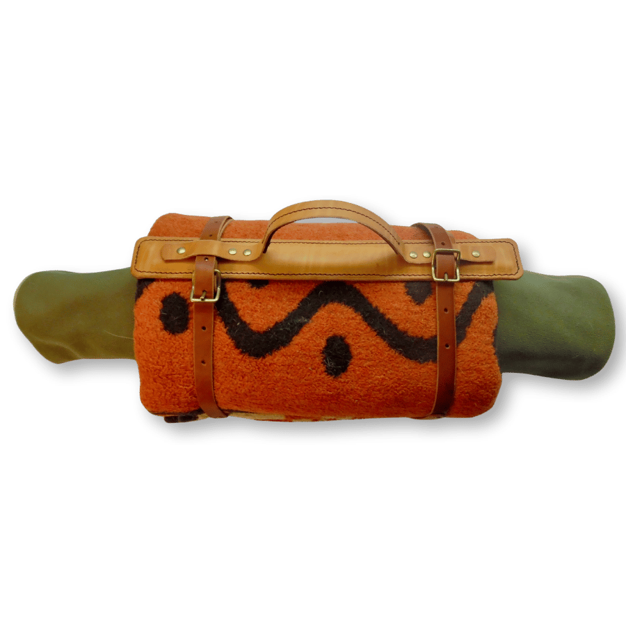Carry handle & straps